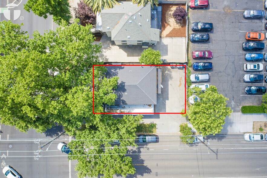 More Photos Of 1931 P St, Sacramento Storefront Retail Residential For Sale