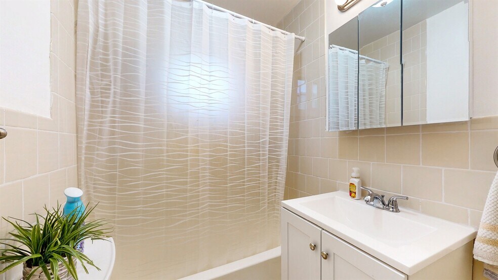 More Photos Of 563 59th St, West New York Apartments For Sale