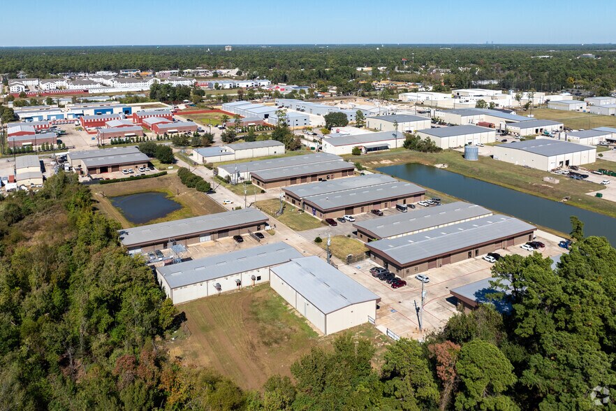 More Photos Of 6743 Theall Rd, Houston Unknown For Lease