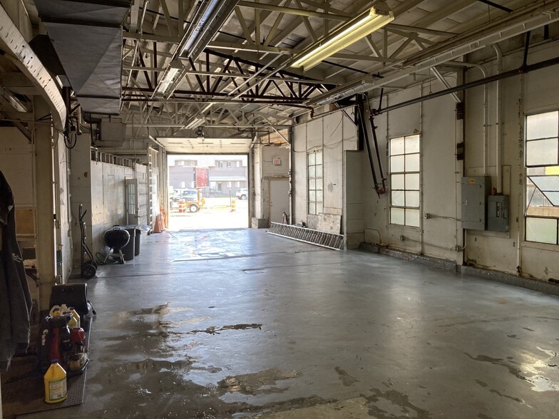 More Photos Of 331 Waverly Ave, Mamaroneck Manufacturing For Sale
