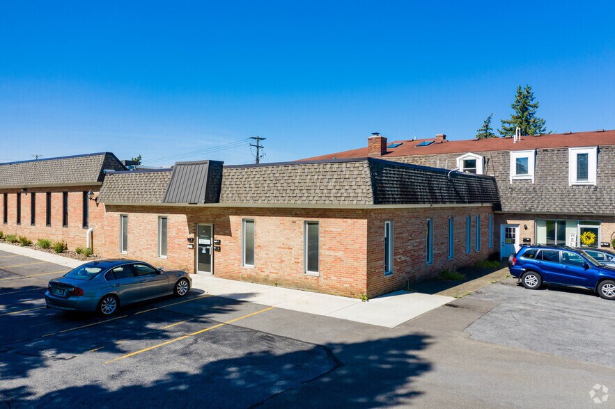 More Photos Of 8560-8566 Main St, Buffalo Unknown For Lease