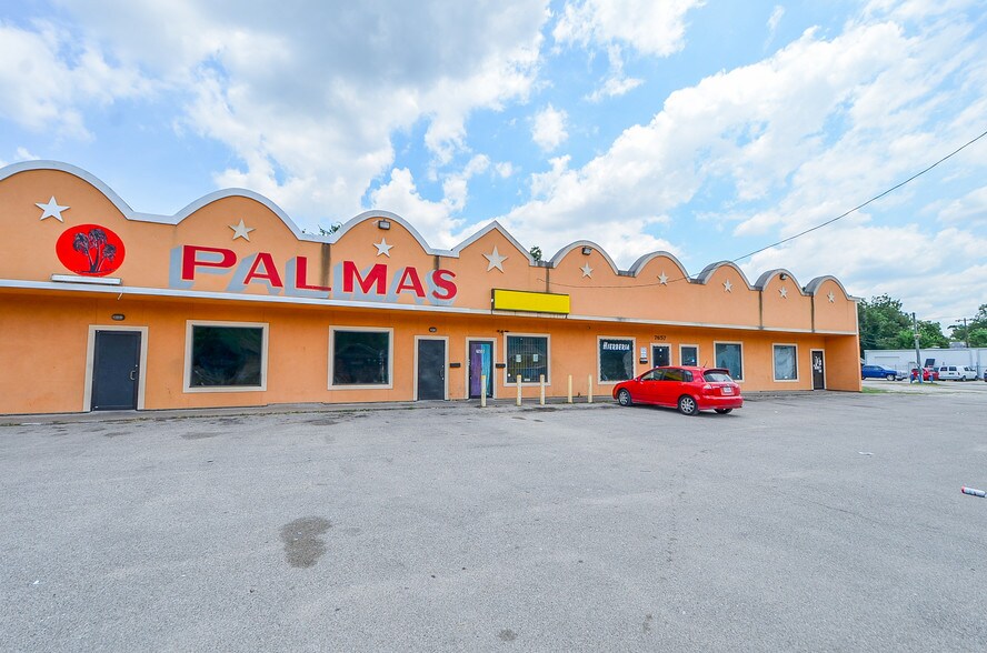 More Photos Of 7645-7661 Park Place Blvd, Houston Restaurant For Sale