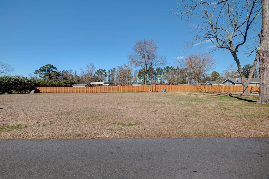 More Photos Of 100 Whitman Ave, Castle Hayne Land For Sale