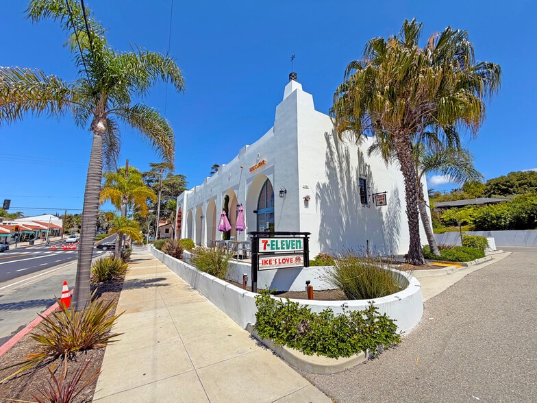 More Photos Of 1936 State St, Santa Barbara Freestanding For Sale