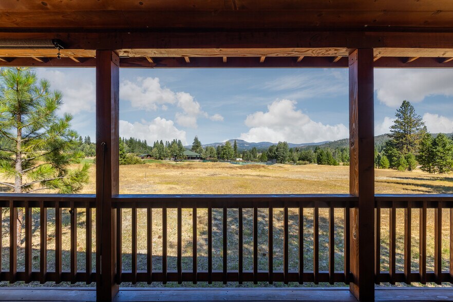 More Photos Of 985 Whitehawk Drive, Clio Land For Sale