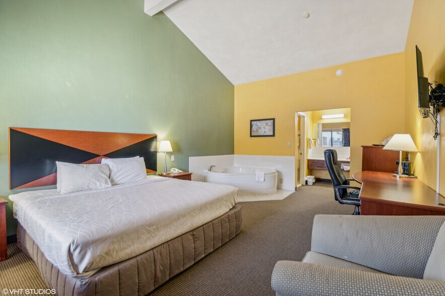 More Photos Of 1731 S State Route 127, Greenville Hotel For Sale