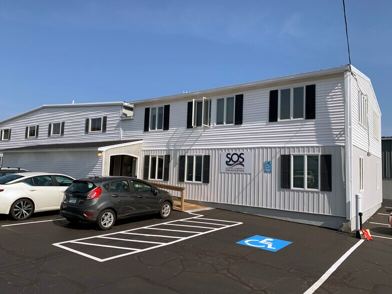 More Photos Of 1 Lafayette Rd, Hampton Office For Lease