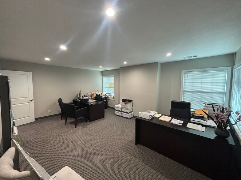 More Photos Of 1130-1132 McKendrie St, San Jose Medical For Lease