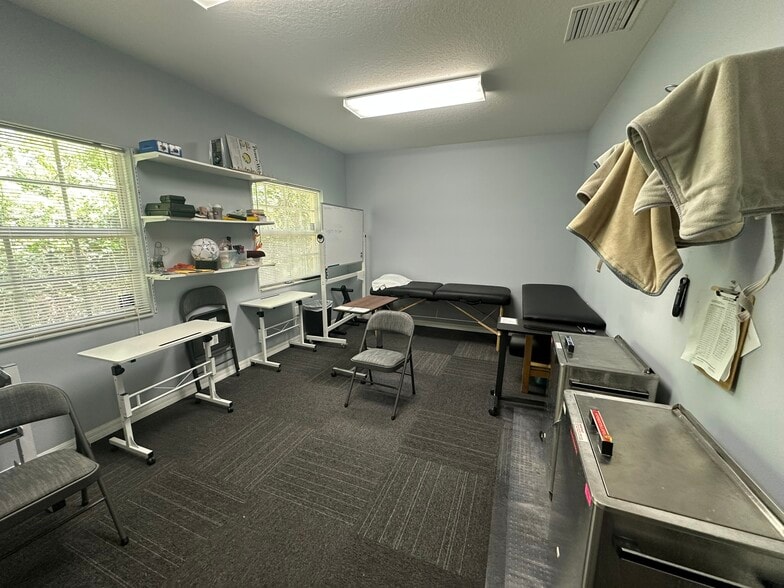 More Photos Of 10960 Sheldon Rd, Tampa Office For Sale