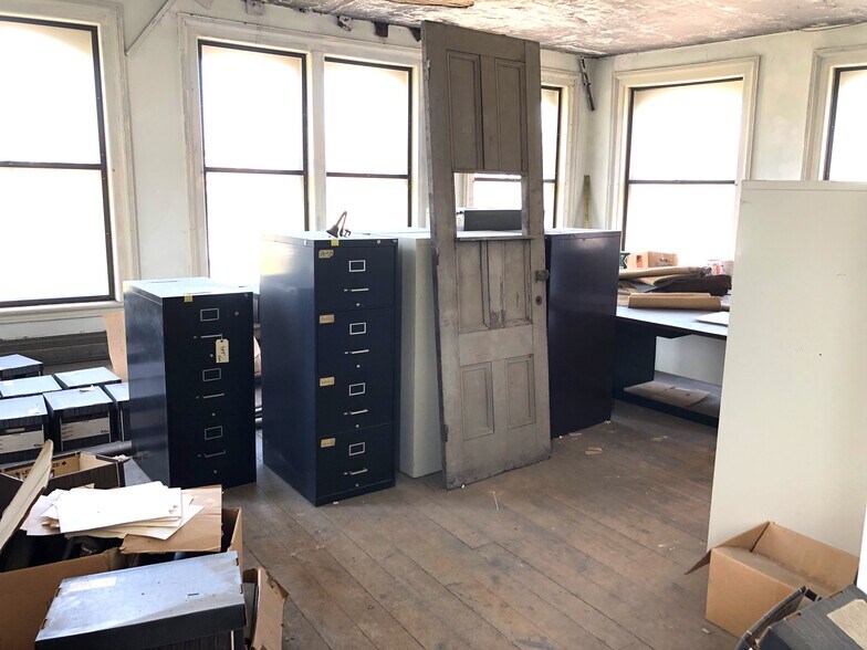 More Photos Of 165-173 State St, Rochester Office Residential For Sale