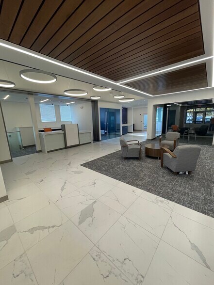 More Photos Of 208 Elm St, New Canaan General Retail For Lease