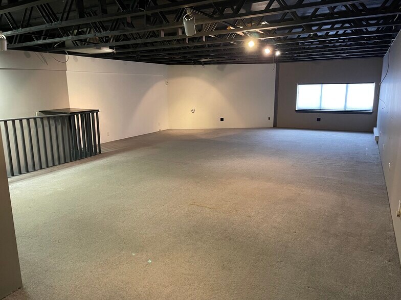 More Photos Of 3009 Murray St, Port Moody Warehouse For Lease