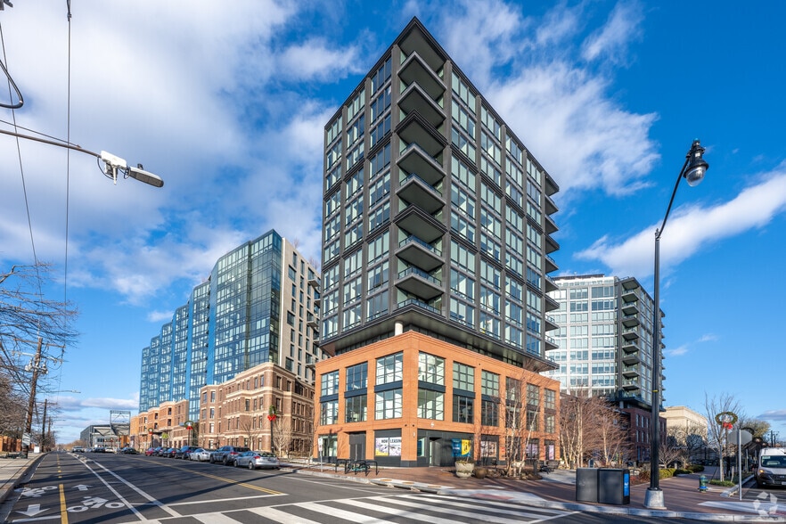 Primary Photo Of 2000 2nd St SW, Washington Apartments For Lease