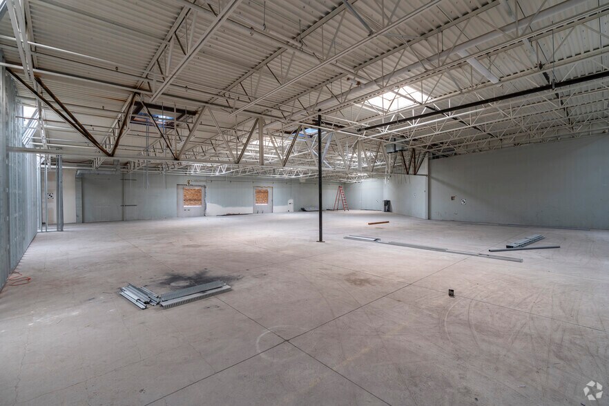 More Photos Of 2450 Oddie Blvd, Sparks Storefront Retail Office For Lease