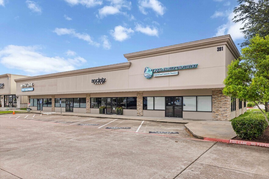 More Photos Of 391 Columbia Memorial Pky, League City Unknown For Lease