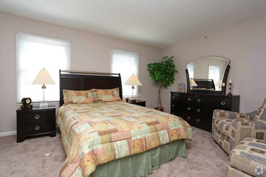 More Photos Of 657 S 3rd St, Louisville Apartments For Lease