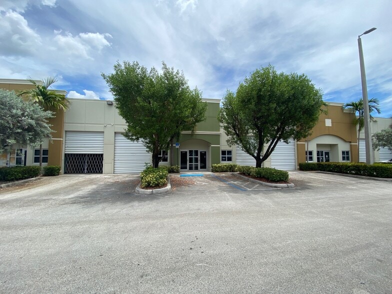Primary Photo Of 1845 NW 112th Ave, Miami Light Manufacturing For Lease