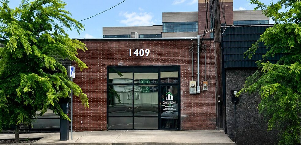 Primary Photo Of 1409 Broadway St, Vancouver Storefront Retail Office For Sale