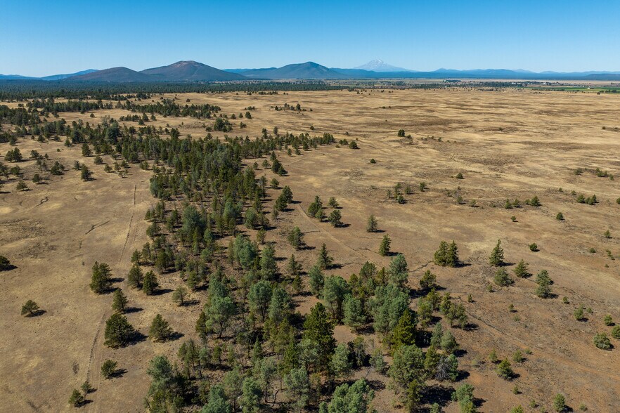 More Photos Of Old Highway Road, Mcarthur Land For Sale