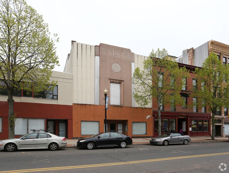 More Photos Of 13-17 Colony St, Meriden Storefront Retail Residential For Lease