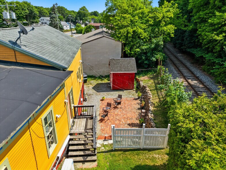 More Photos Of 21 Furnace St, Danielson Storefront For Sale