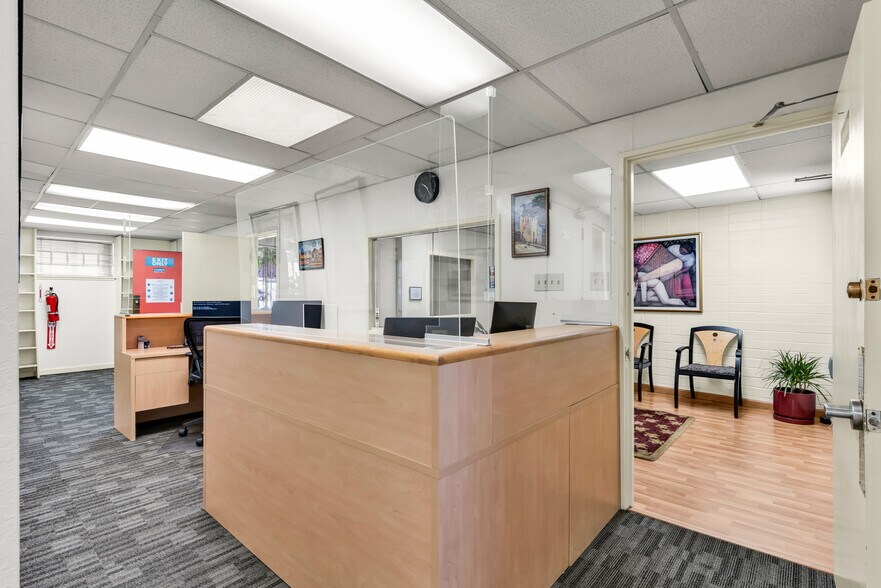 More Photos Of 7930 MacArthur Blvd, Oakland Medical For Sale
