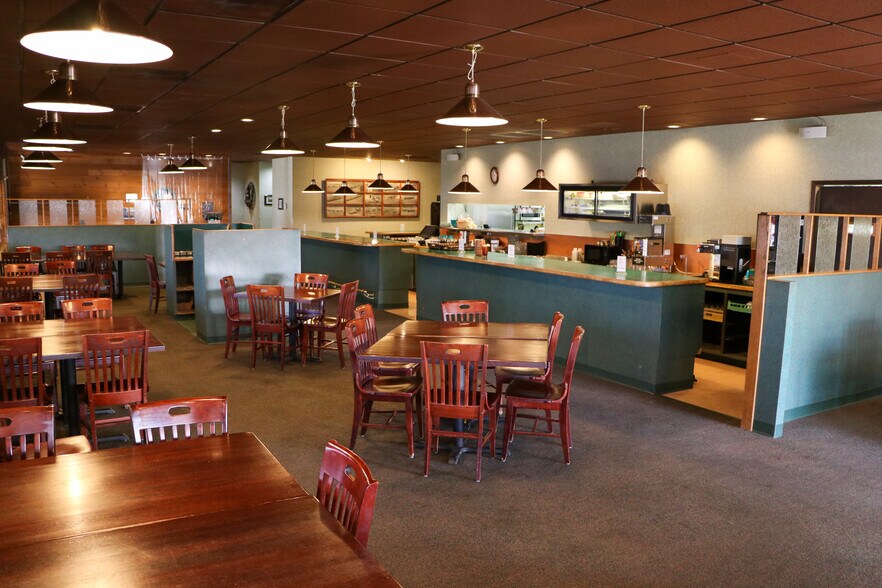 More Photos Of 710 S Columbia Ave, Connell Restaurant For Sale