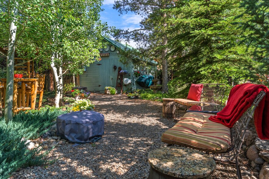 More Photos Of 717 Lake Ave, Grand Lake Specialty For Sale