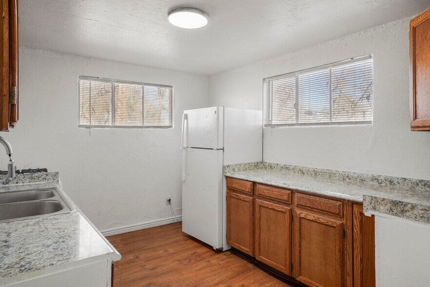 More Photos Of 221-225 E Brookside St, Colorado Springs Apartments For Sale