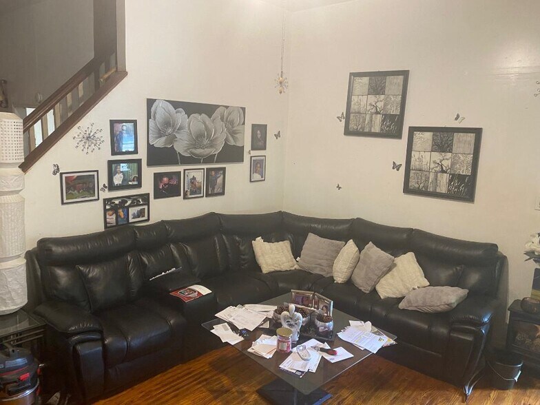 More Photos Of 230 N Burlington St, Gloucester City Apartments For Sale