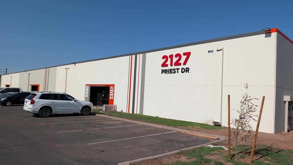More Photos Of 2121 S Priest Dr, Tempe Unknown For Lease