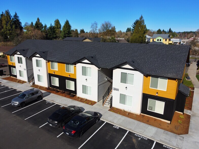 More Photos Of 219-221 SE Clark Ave, Battle Ground Apartments For Sale