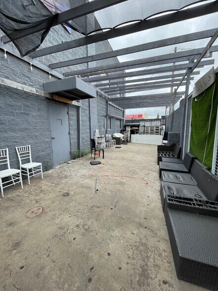 More Photos Of 5214 Botham Jean Blvd, Dallas Lodge Meeting Hall For Sale