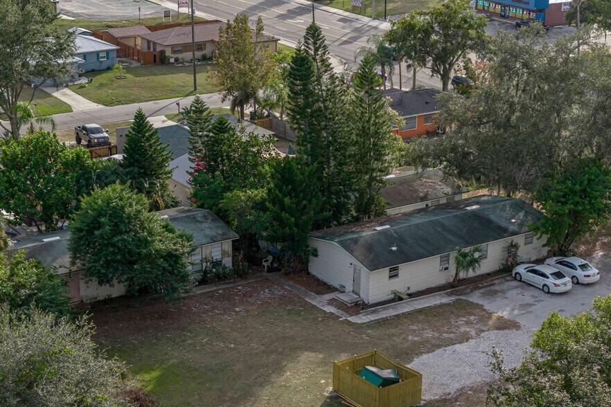 More Photos Of 100 NE 10th Ter, Mulberry Multifamily For Sale