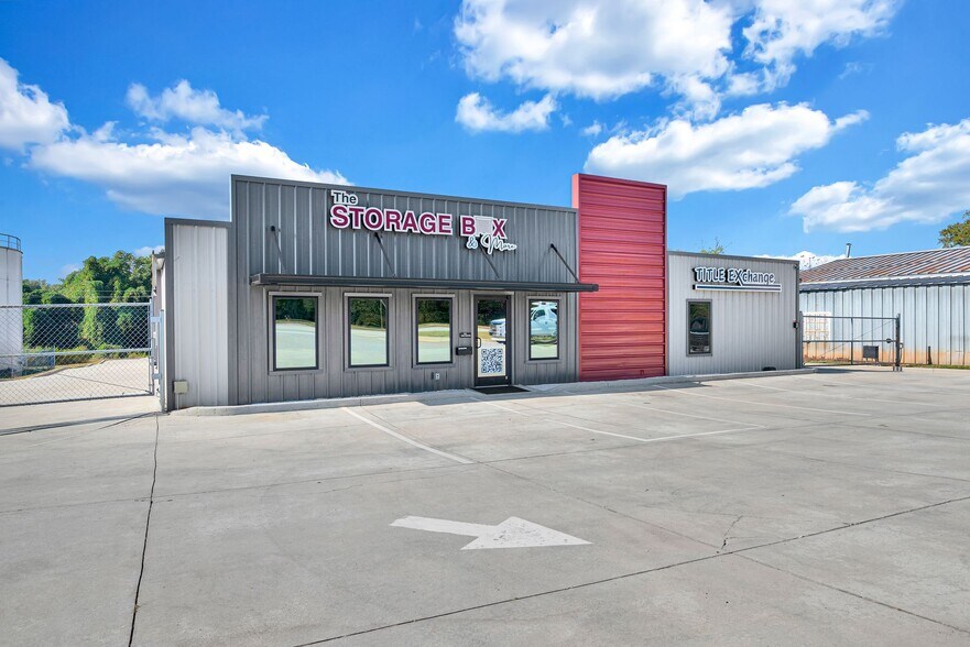 Primary Photo Of , Hartwell Specialty For Sale