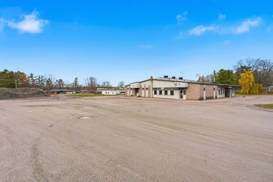 More Photos Of 501 Route 148, Campbell's Bay General Retail For Sale