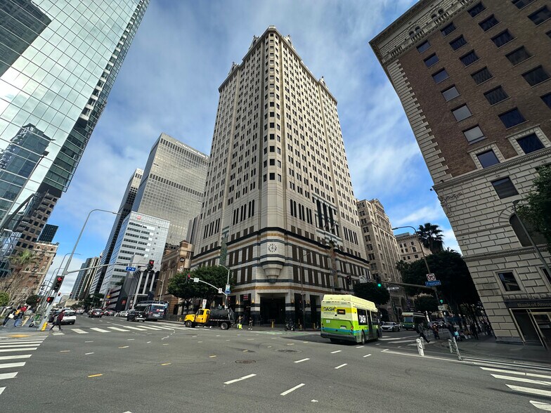 More Photos Of 660 S Figueroa St, Los Angeles Office For Lease