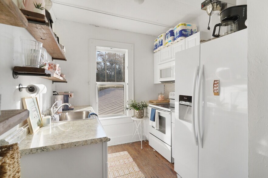 More Photos Of 63 San Marco Ave, Saint Augustine Storefront Retail Residential For Sale