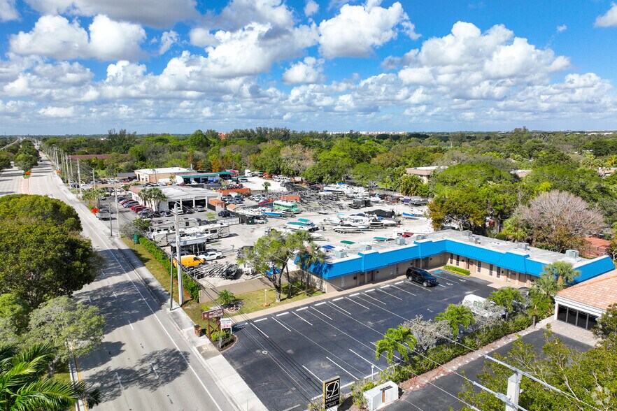 More Photos Of 2501 W Hillsboro Blvd, Deerfield Beach Office For Lease
