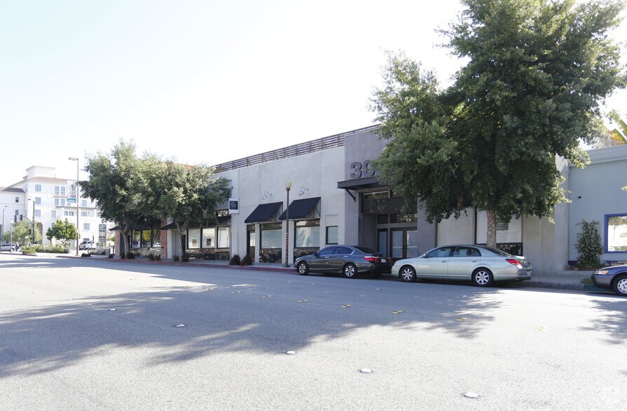 More Photos Of 300 S Raymond Ave, Pasadena Loft Creative Space For Lease