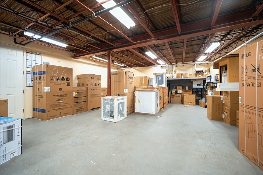 More Photos Of 343 Mamaroneck Ave, Mamaroneck Storefront For Lease