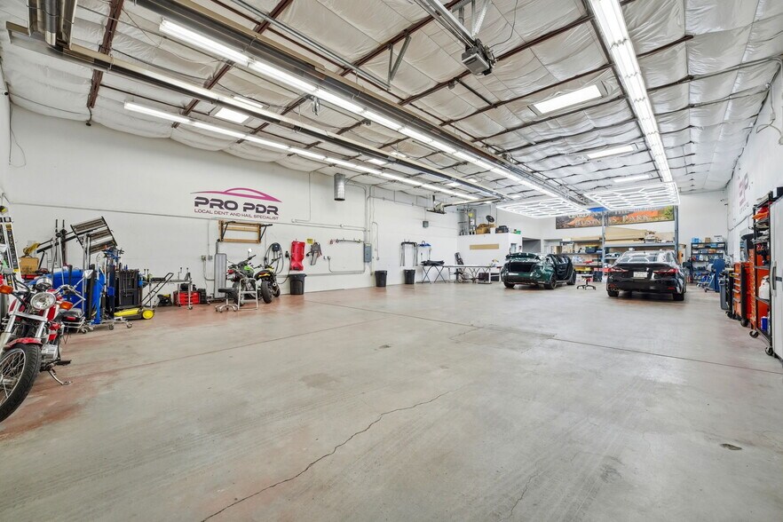 More Photos Of 949 Elkton Dr, Colorado Springs Warehouse For Lease
