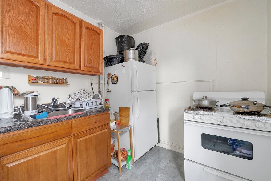 More Photos Of 919 Avenue Saint John, Bronx Apartments For Sale