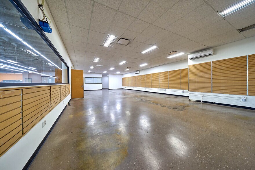 More Photos Of 519 E Washington Blvd, Los Angeles Warehouse For Lease