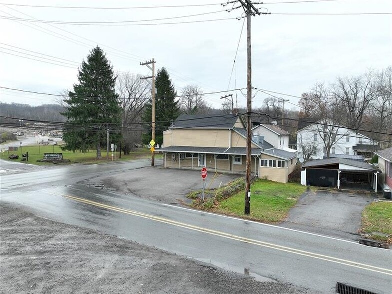 More Photos Of 3 Walker's Mill Rd, Collier Township Restaurant For Sale