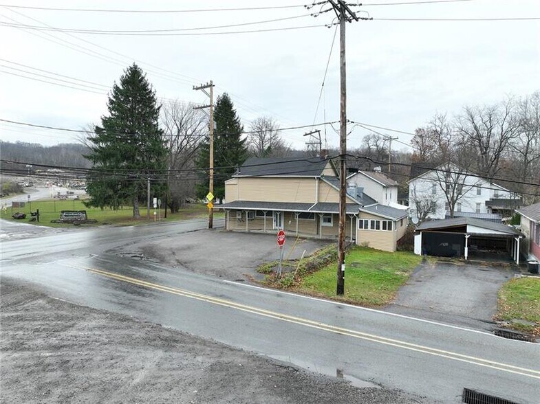 More Photos Of 3 Walker's Mill Rd, Collier Township Restaurant For Sale