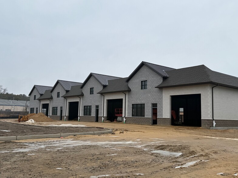 More Photos Of 111 E Otis Bog Rd, Little Egg Harbor Flex For Lease