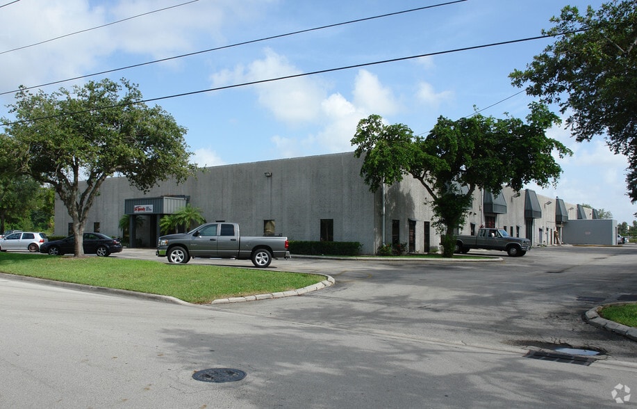 More Photos Of 1850 NW 69th Ave, Plantation Warehouse For Sale