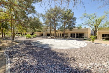 More Photos Of 2820 E Flamingo Rd, Las Vegas Unknown For Lease