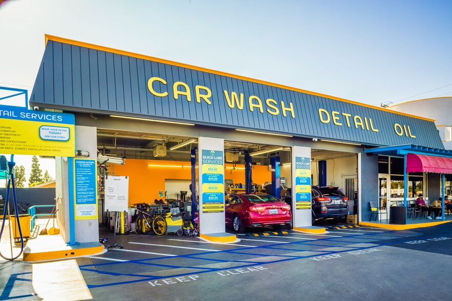 More Photos Of 21011 Pioneer Blvd, Lakewood Carwash For Sale